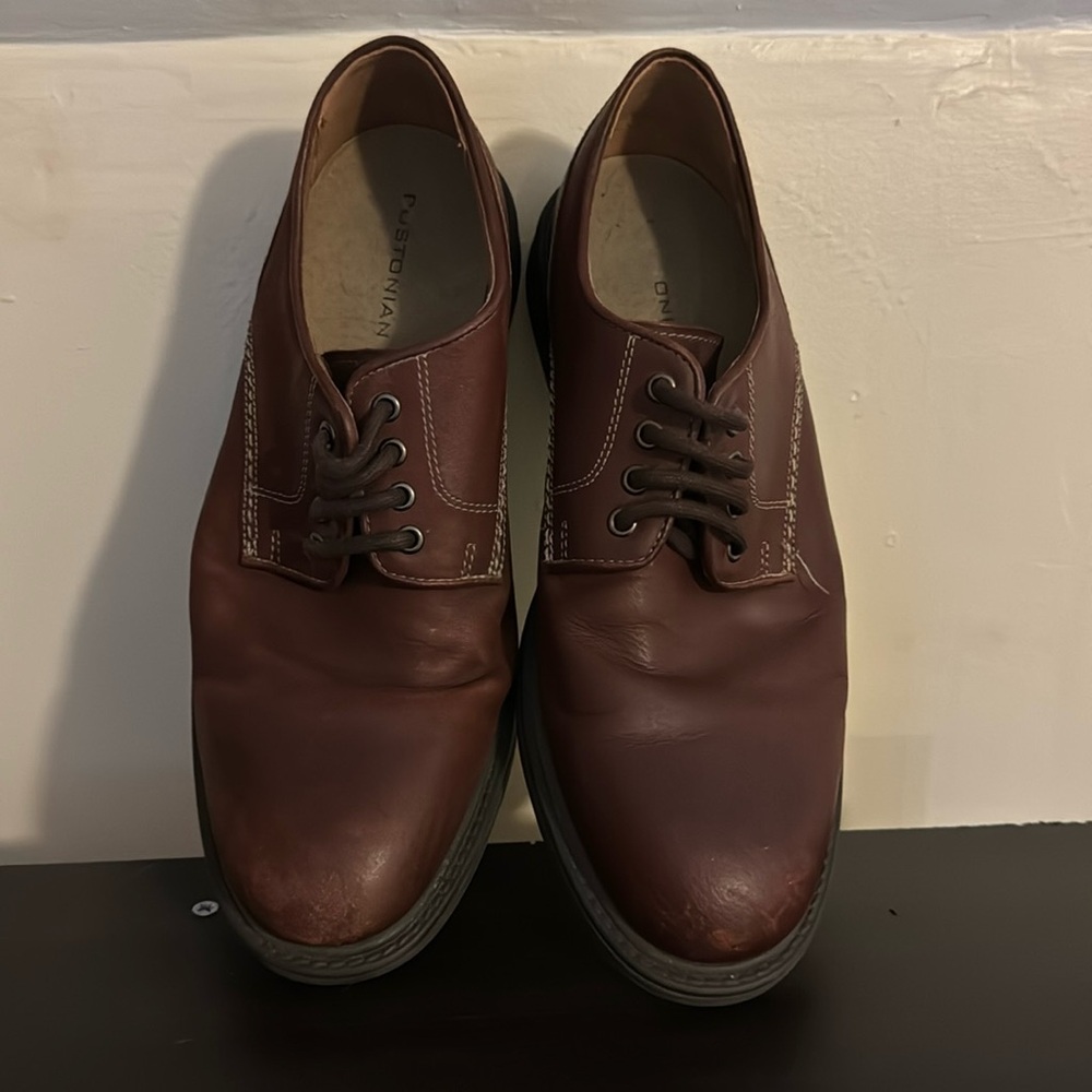 Brown Bostonian dress shoes, size 8.5